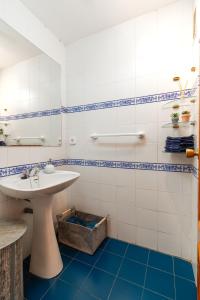 A bathroom at Doña Pia Mijas