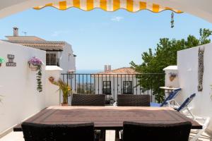 A balcony or terrace at Doña Pia Mijas