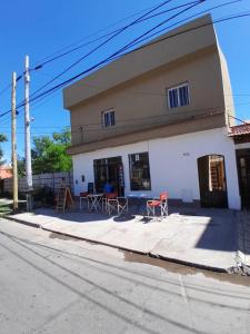 Το κτήριο όπου στεγάζεται  το διαμέρισμα