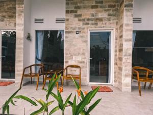 Patio nebo venkovní prostory v ubytování Zavana rooms & Restaurant