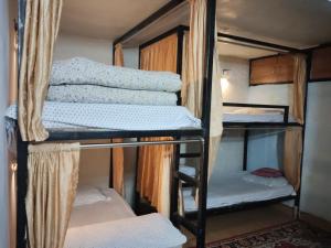 Ένα ή περισσότερα κρεβάτια σε δωμάτιο στο Bharat Homestay - The Native himalayan +21 φωτογραφίες