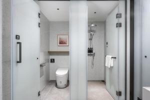 Dingshe Hotel Guangzhou Shamian Island Yongqingfang Branchにあるバスルーム