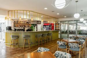 Restaurace v ubytování Complex Balnear Cozia - Corp Caciulata