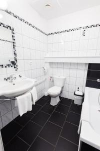 Afbeelding uit fotogalerij van Hotel Kęszyca Leśna in Kęszyca