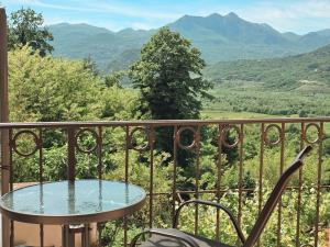 Γενική θέα στο βουνό ή θέα στο βουνό από  αυτό το κατάλυμα σε φάρμα