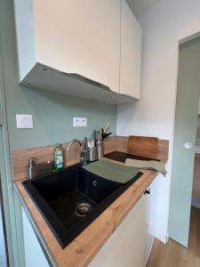 Dapur atau dapur kecil di Studio Eucalyptus +2 gambar