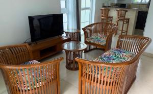 TV a/nebo společenská místnost v ubytování Bord Mer Villa