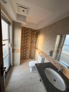 Fotografie z fotogalerie ubytování Royal BNB Two BedRoom Luxury Apartment v destinaci Lahore + 4 fotografie