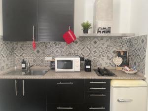Cucina o angolo cottura di Lemon tree 400 mt dal mare