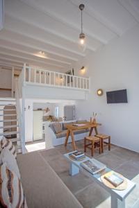 Dapur atau dapur kecil di Ftelia Blue Escape