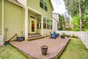 Zahrada ubytování 3 Mi to Dtwn Bothell Quaint Family Home with Patio