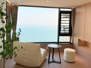 Posezení v ubytování Harbour Holiday -山海居