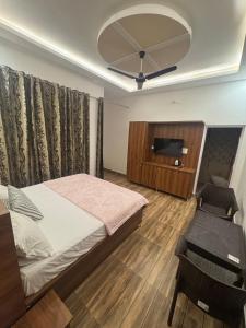 Fotografie z fotogalerie ubytování Lakeview Bliss by the chamolis v destinaci Tehri-Garhwāl