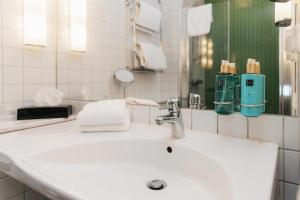 Ένα μπάνιο στο Best Western Plus Kalmarsund Hotell