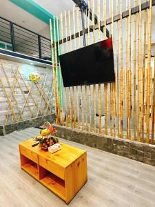 Et tv og/eller underholdning på AMY HOME - 3 bedroom Apartment with bathtub