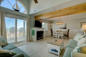 Kuchyň nebo kuchyňský kout v ubytování 3946 Island Drive - Bottoms Up