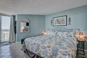 En eller flere senge i et værelse på St Regis 3513