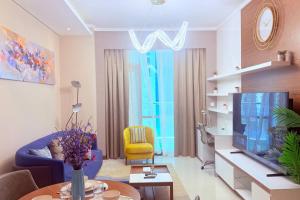 Fotografie z fotogalerie ubytování 75 inch TV Sea View Balcony 12th Flr v destinaci Manama