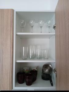 Кухня или мини-кухня в Cosy 1 bedroom apartment BUDVA
 +7 фотографий