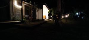 特特巴图Nêst Guesthouse Tetebatu的相册照片