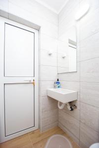 Koupelna v ubytování Jadran Apartments
