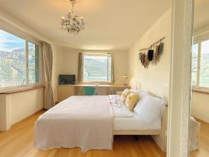 Ein Bett oder Betten in einem Zimmer der Unterkunft Seehotel Schwert