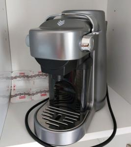 Utensilios para hacer té y café en STUDIO PORT VAUBAN vue port excellente situation climatisé Fibre
