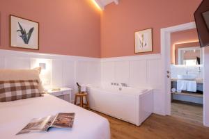 A bed or beds in a room at Casona Las Cinco Calderas