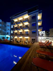 CLASS Hotel 내부 또는 인근 수영장
