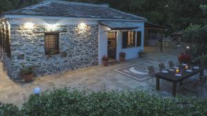 Gallery image of Bleri's Stone House in Tsagarada