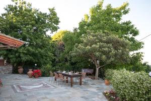 Gallery image of Bleri's Stone House in Tsagarada