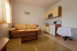 Gallery image of Apartments&Rooms SB in Neum