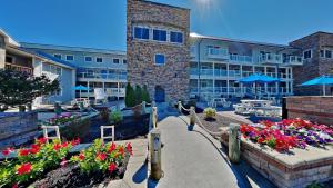 Κήπος έξω από το Put-in-Bay Waterfront Condo #202