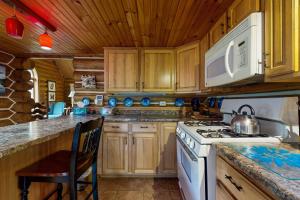 グリーンビルにあるAuthentic Maine Log Cabinのギャラリーの写真 +19枚の写真