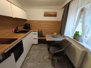 Kuchyň nebo kuchyňský kout v ubytování Landhaus Mayr + 22 fotografií