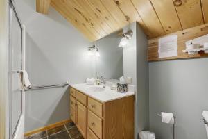 Et badeværelse på Lodge at Moosehead Lake