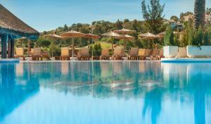 Basen w obiekcie La Cala Resort lub w pobliżu