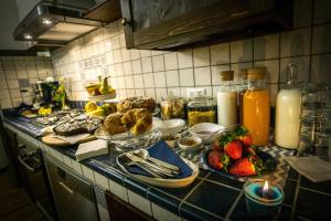 Toit of the bed and breakfast aladel või selle läheduses