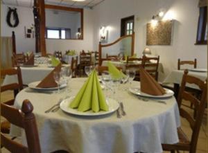 Restaurace v ubytování LOGIS - Auberge Du Colombier