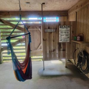 Afbeelding uit fotogalerij van SpongeBob's Pineapple Getaway in Avon +33 foto's