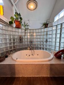 Et badeværelse på Le loft des artistes