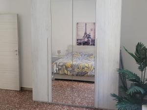Voodi või voodid majutusasutuse La fleur toas