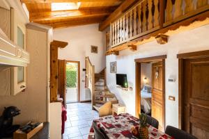 TV a/nebo společenská místnost v ubytování Bijoux Des Alpes - Mont Blanc Village