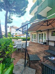 Balkón nebo terasa v ubytování Hotel Etna - Hotel per Coppie e Famiglie con Parcheggio e Spiaggia