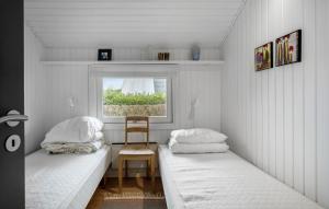 Postel nebo postele na pokoji v ubytování Three-Bedroom Holiday Home In Assens