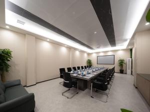 Zona de negocis o sala de conferències de 义乌君忆云澜国际酒店 Yiwu Junyi Yunlan International Hotel