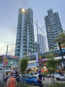 Το κτήριο όπου στεγάζεται  το διαμέρισμα