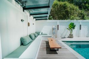 Πισίνα στο ή κοντά στο Villa Enam