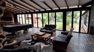 منطقة جلوس في Carlsruhe Private Game Reserve Cullinan