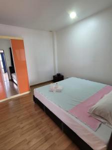 Postel nebo postele na pokoji v ubytování New koa condo hotel
